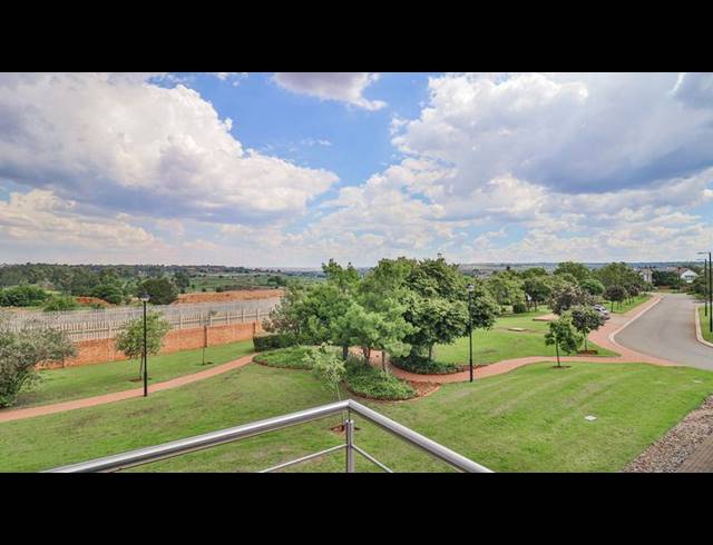 4 BEDROOM HOUSE FOR SALE IN MIDSTREAM RIDGE